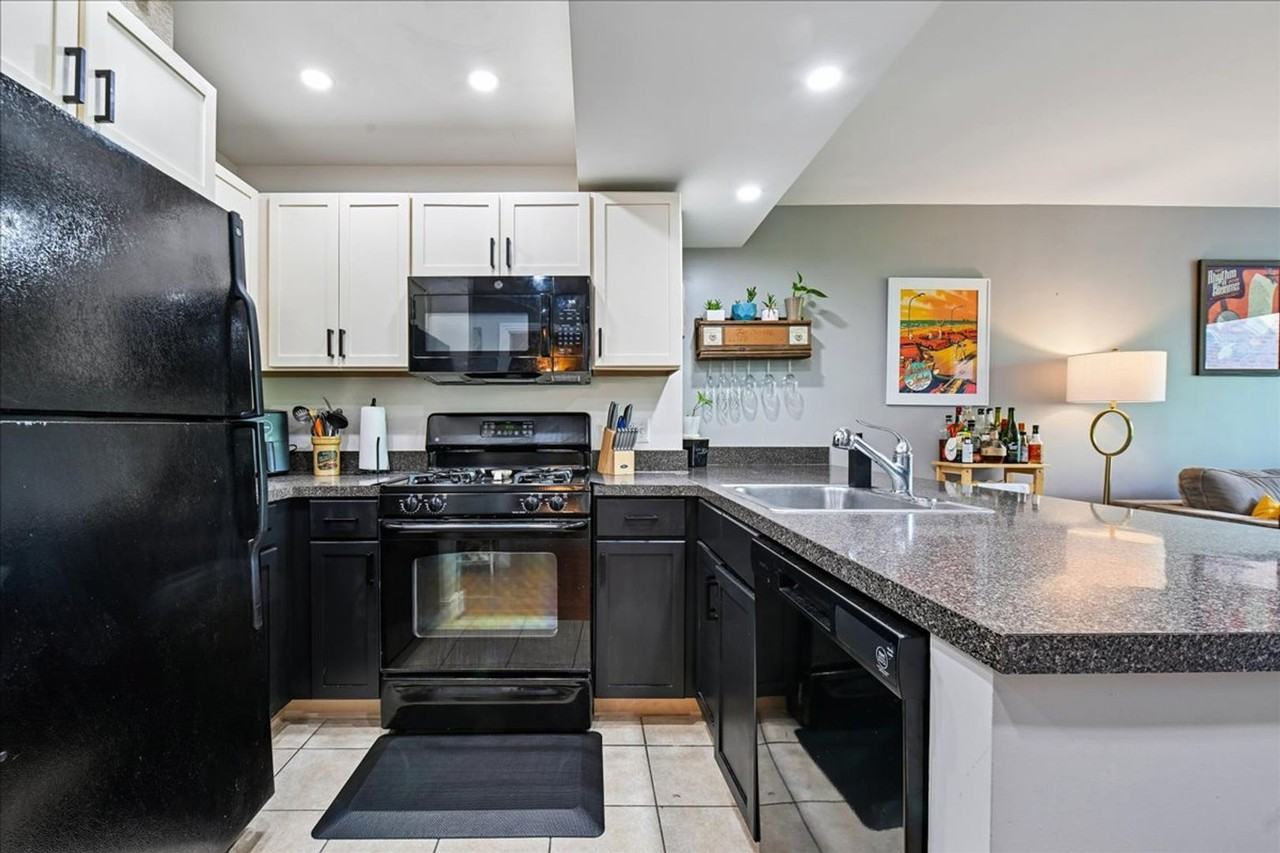 800 4th St Sw #N604 - Photo 4 of 25