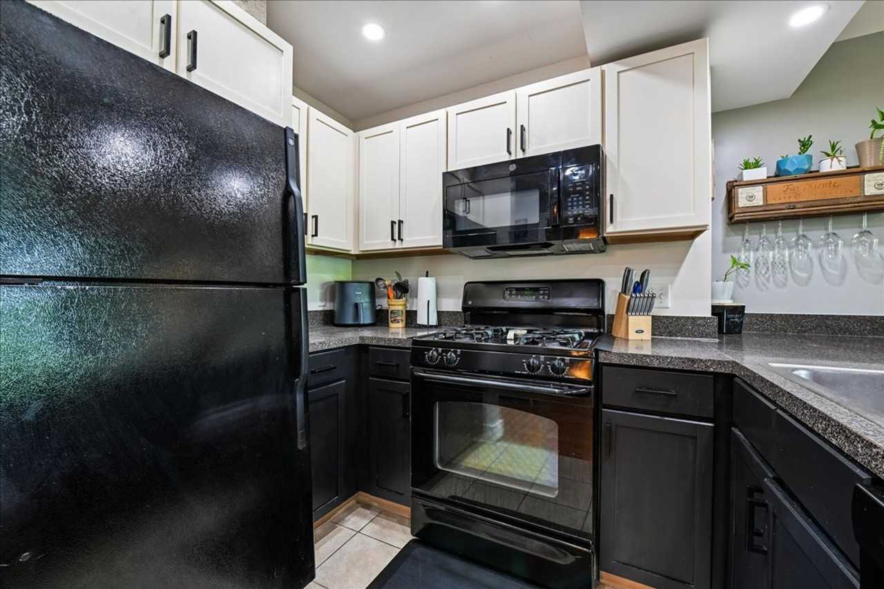 800 4th St Sw #N604 - Photo 5 of 25