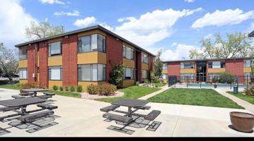 featured image of 7500 W 10th Ave