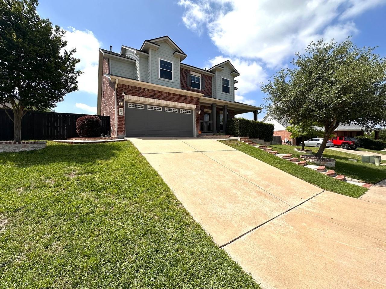 803 Mallard Lake Trl - Photo 2 of 38