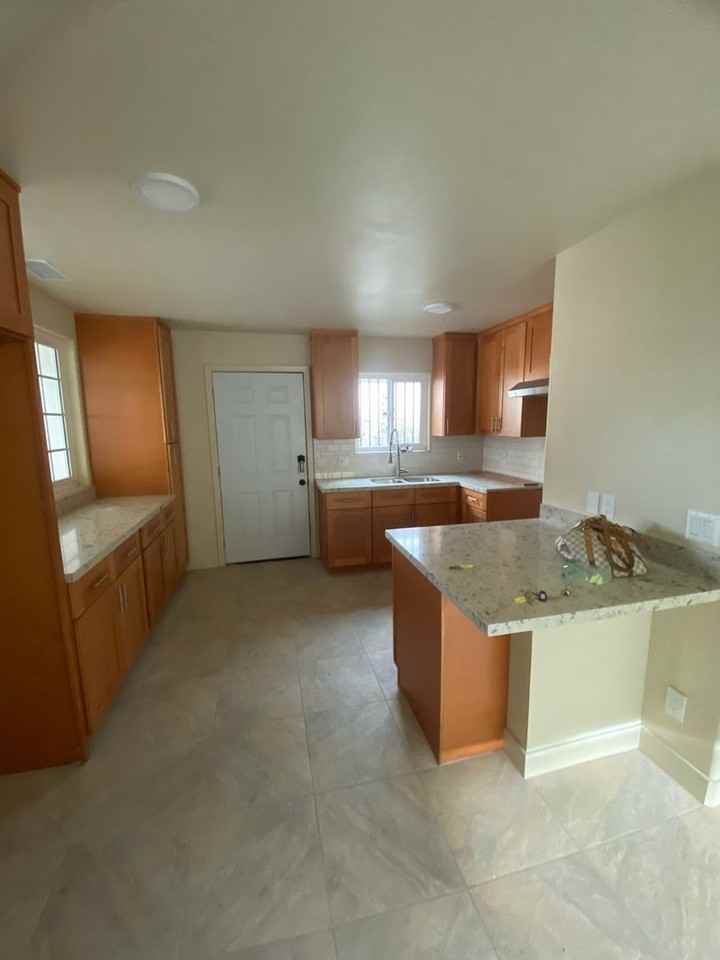 1553 W 58th Pl - Photo 2 of 12