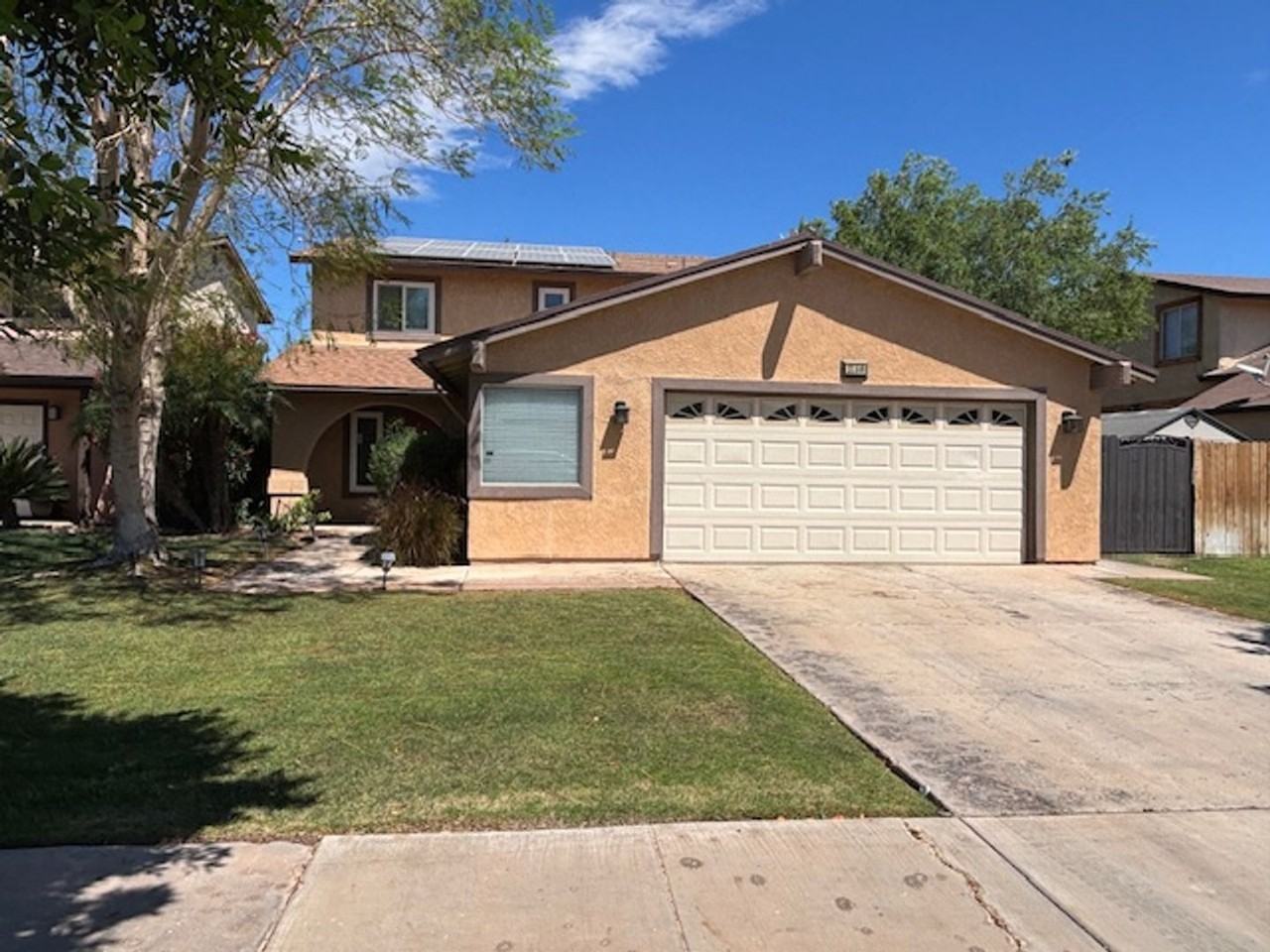 2150 W Hamilton Ave - Photo 2 of 19