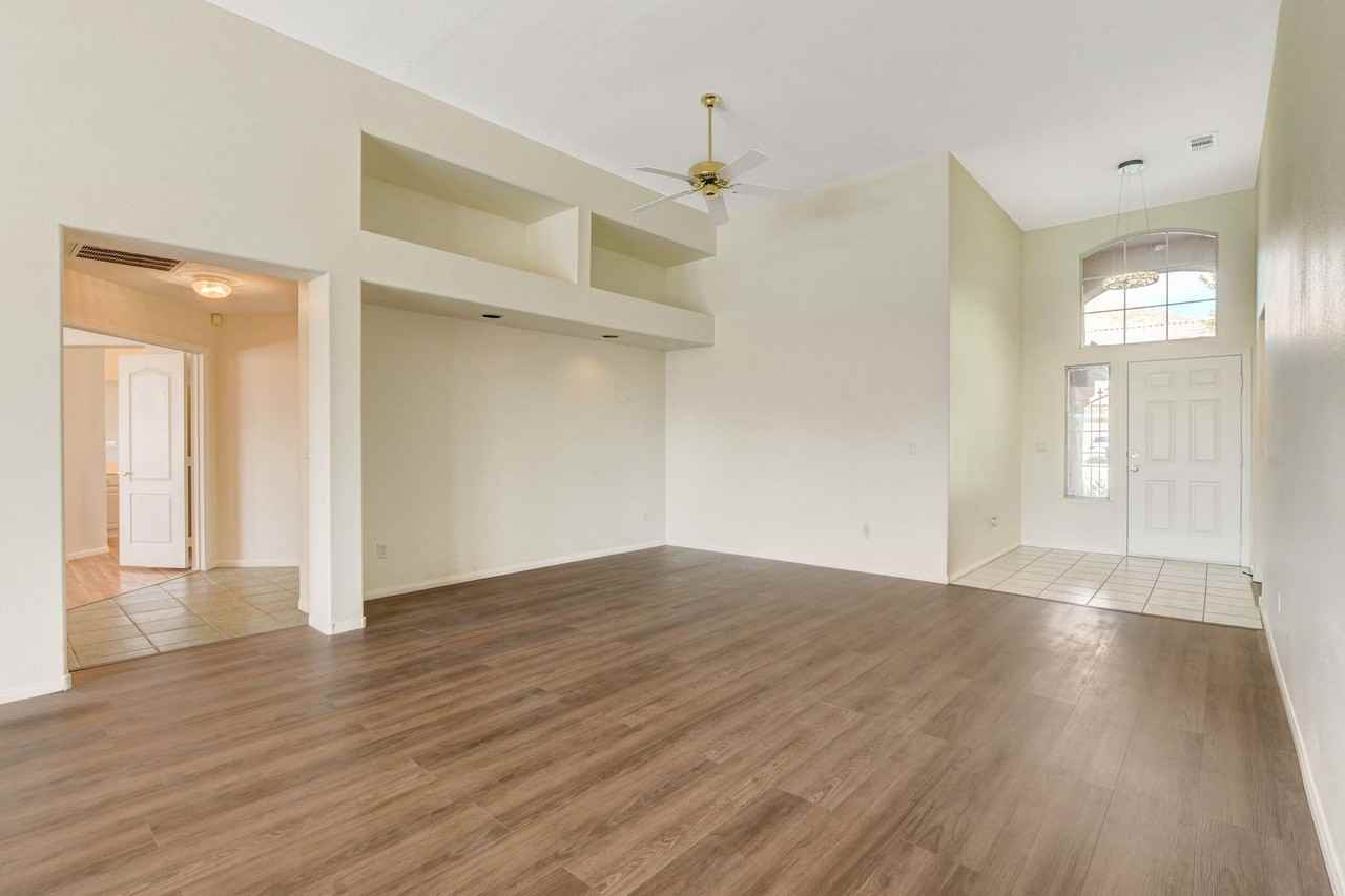 1371 Aultman Ct - Photo 3 of 28