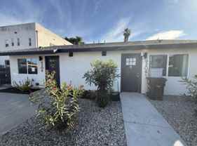 9206 S San Pedro St - Photo 1 of 1