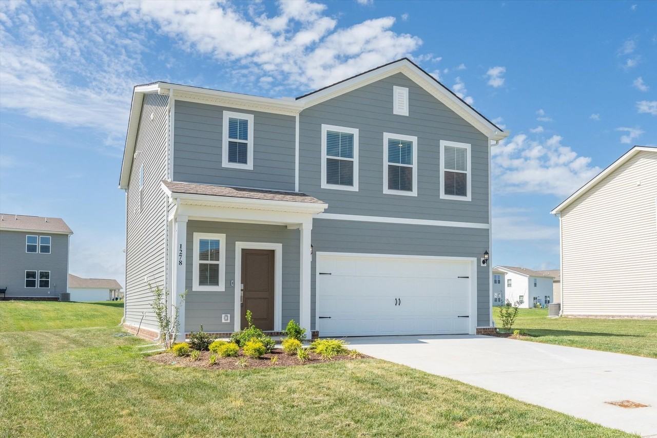 1278 Ross Farms Blvd - Photo 2 of 32
