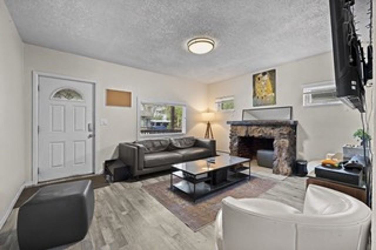 2235 Walnut St - Photo 2 of 19