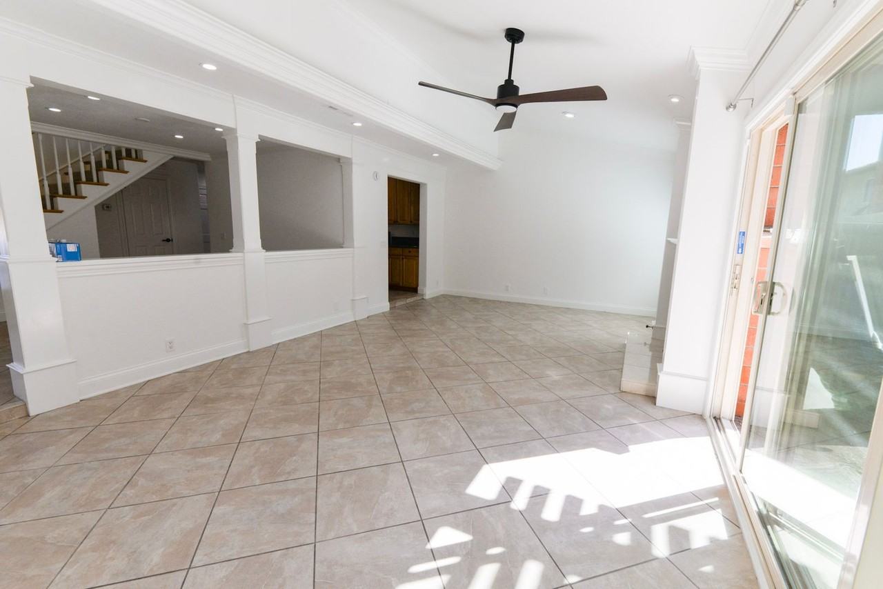 484 Plaza Estival - Photo 4 of 31