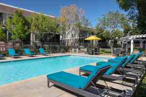 featured image of 1000 Kiely Blvd