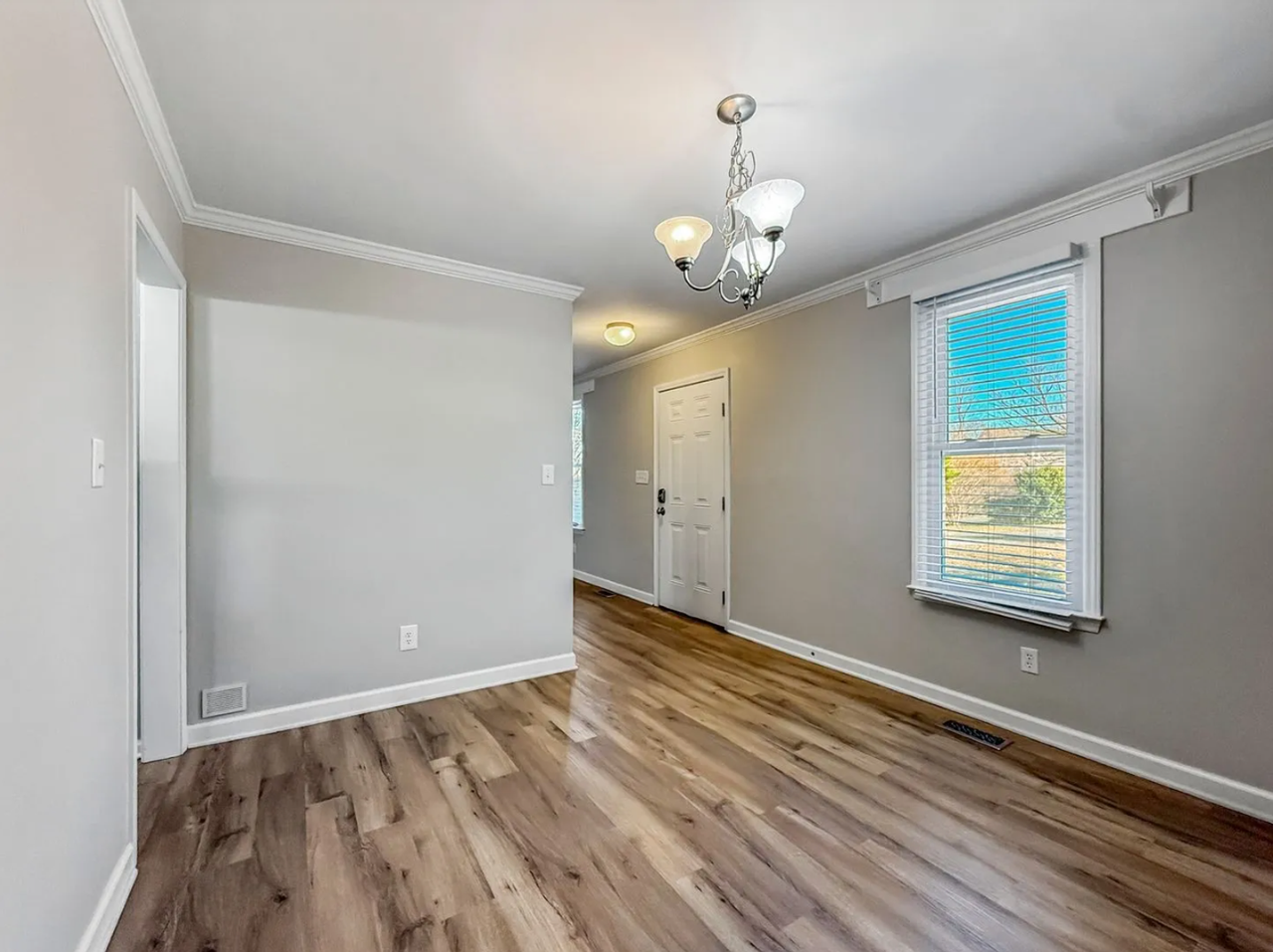 1000 Hornbuckle Ct - Photo 7 of 20