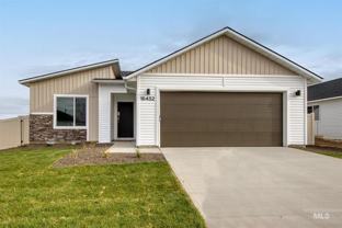16432 Fenwick Ave - Photo 1 of 1