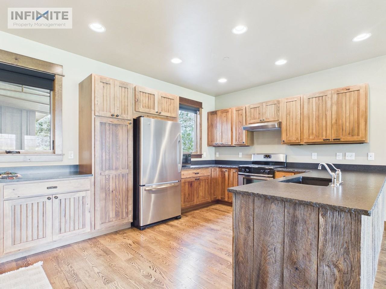7125 Springhill Rd - Photo 5 of 43