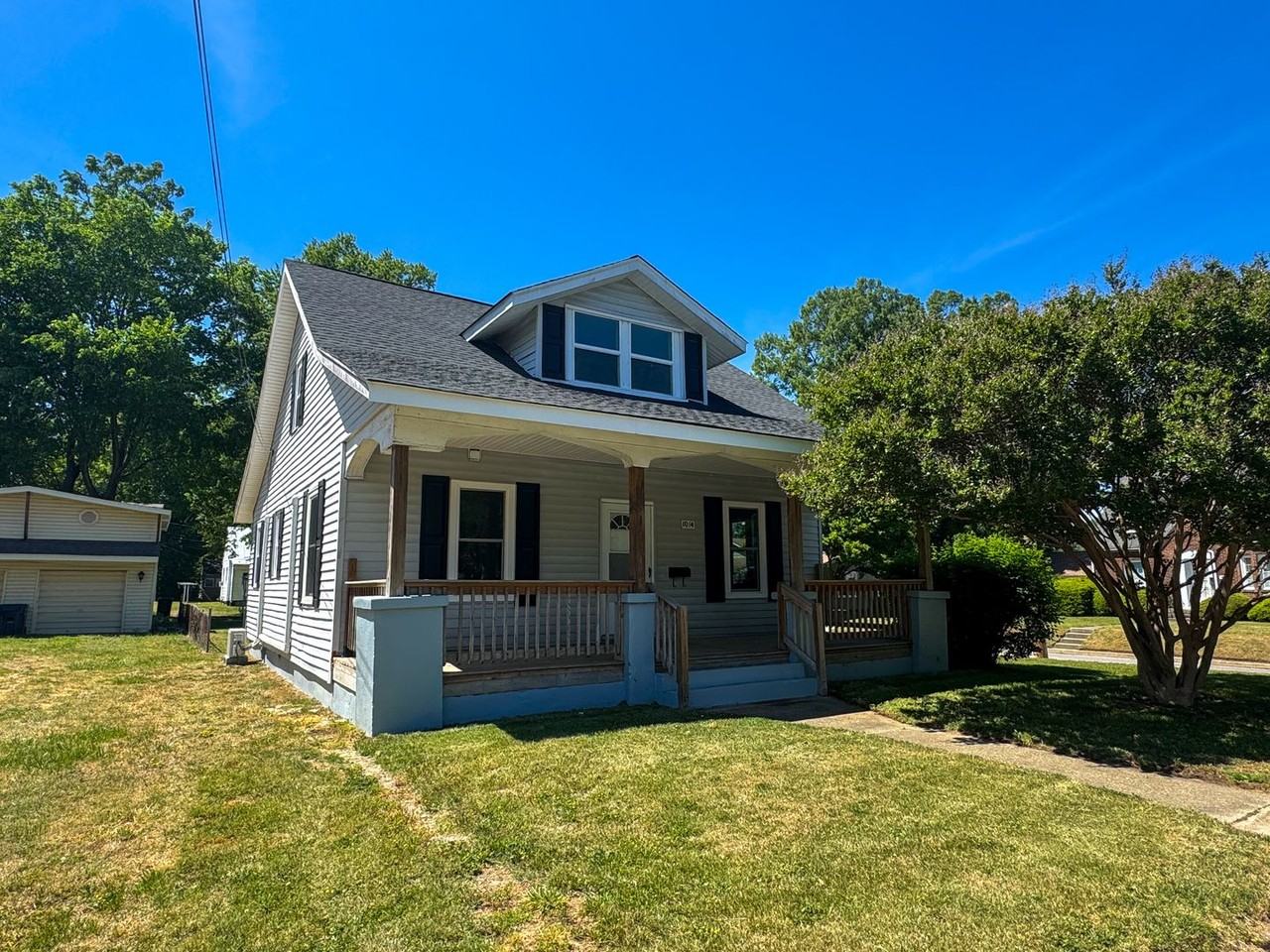 1014 Hamilton Ave - Photo 2 of 36