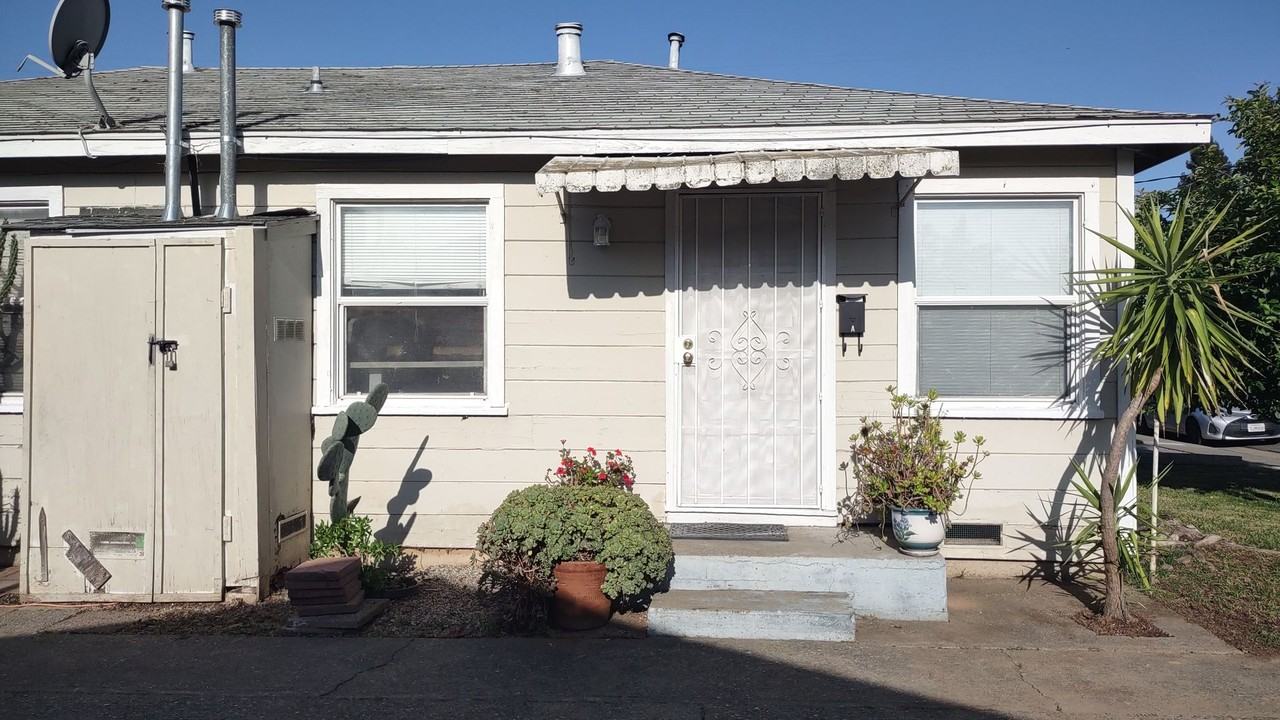 6838 18th Ave #A - Photo 2 of 13