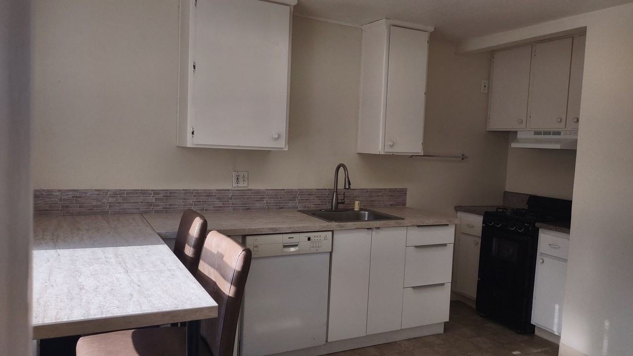 6838 18th Ave #A - Photo 5 of 13