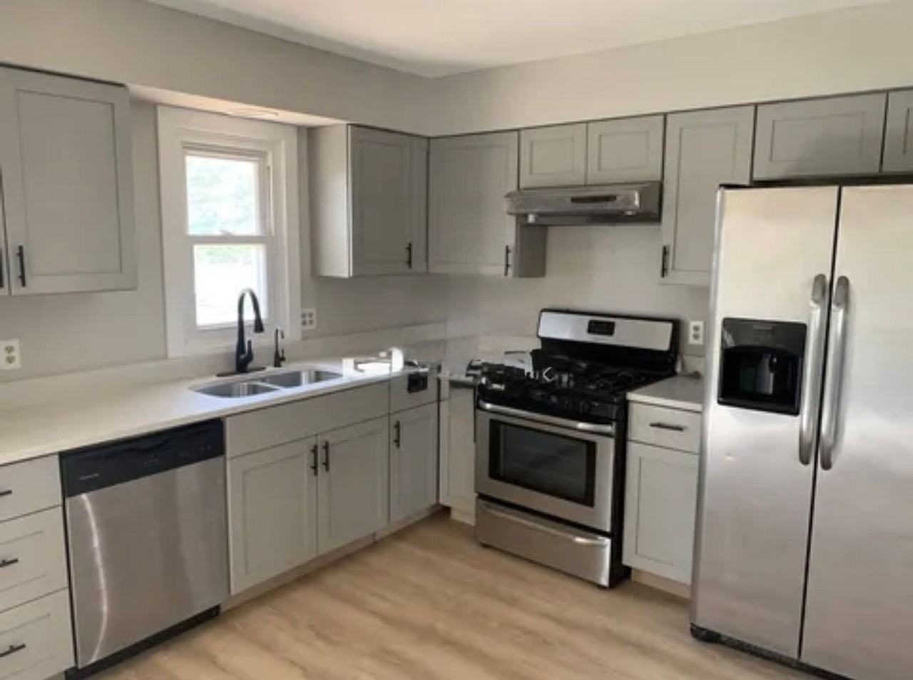 8575 Darnel Rd - Photo 2 of 22