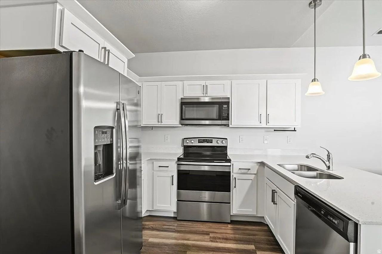 742 N 260 W - Photo 7 of 12