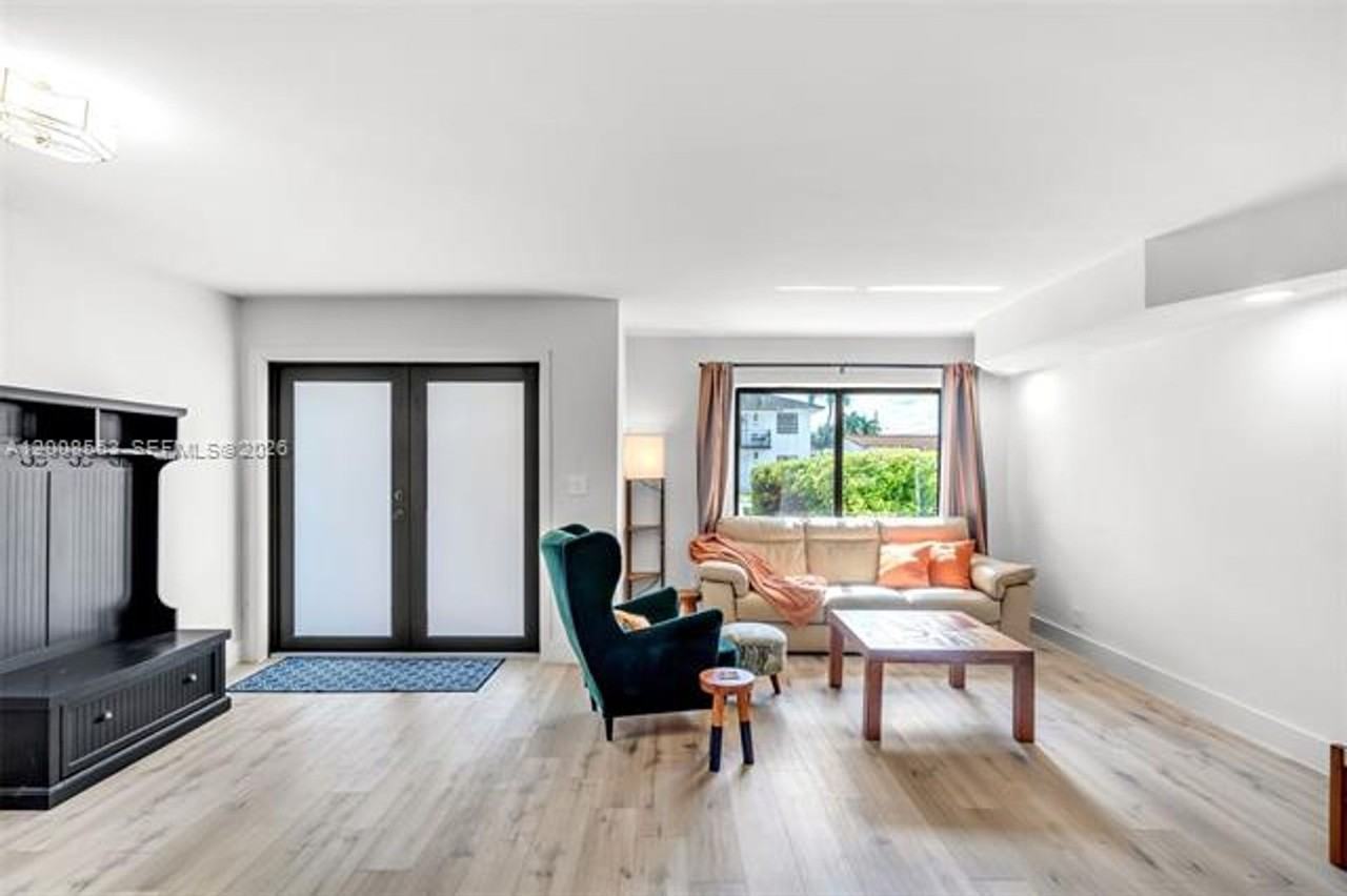 8773 8773 SW 36th St th 8773 - Photo 3 of 31