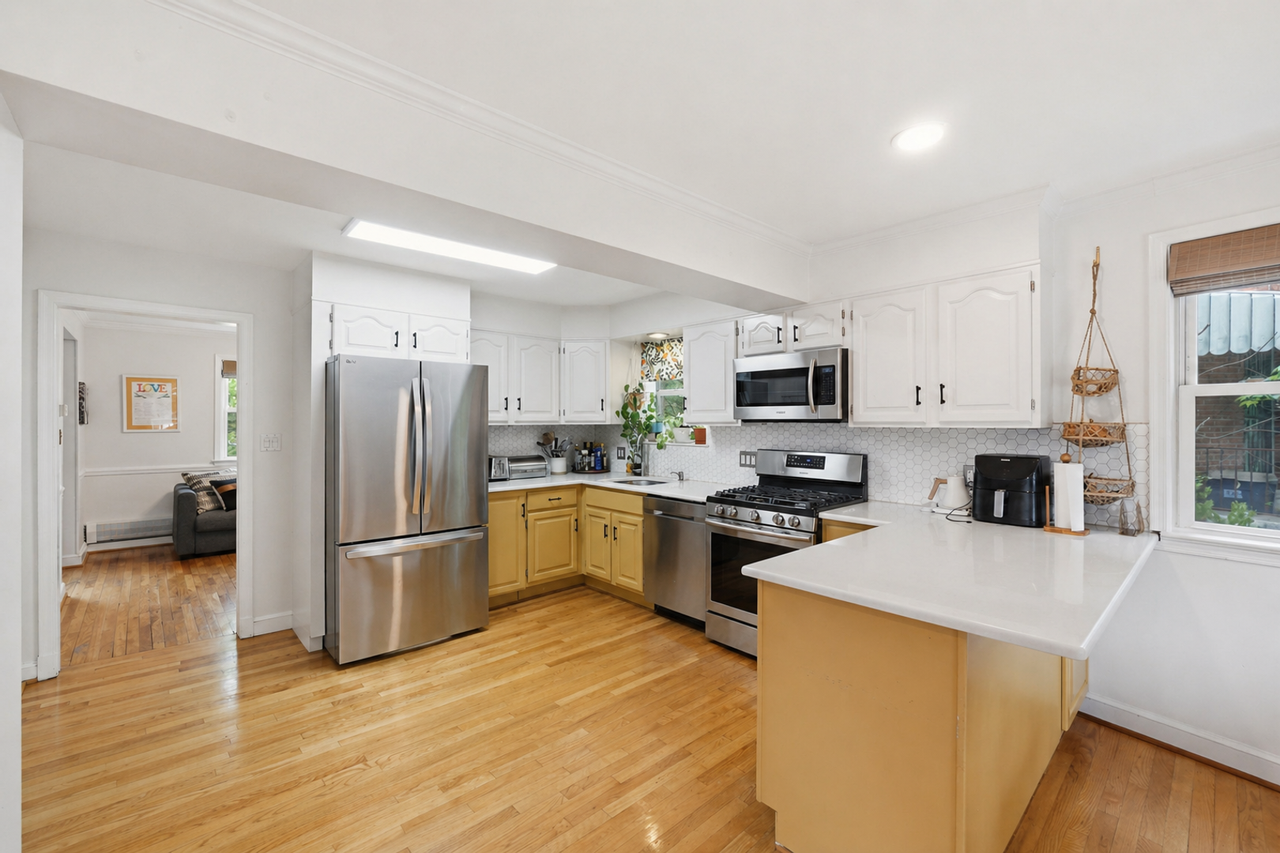 8007 Wildwood Dr - Photo 7 of 28