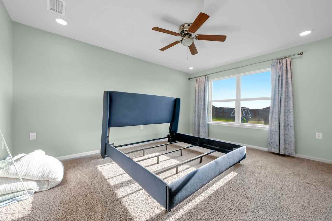 23909 Avernus Loop - Photo 3 of 31