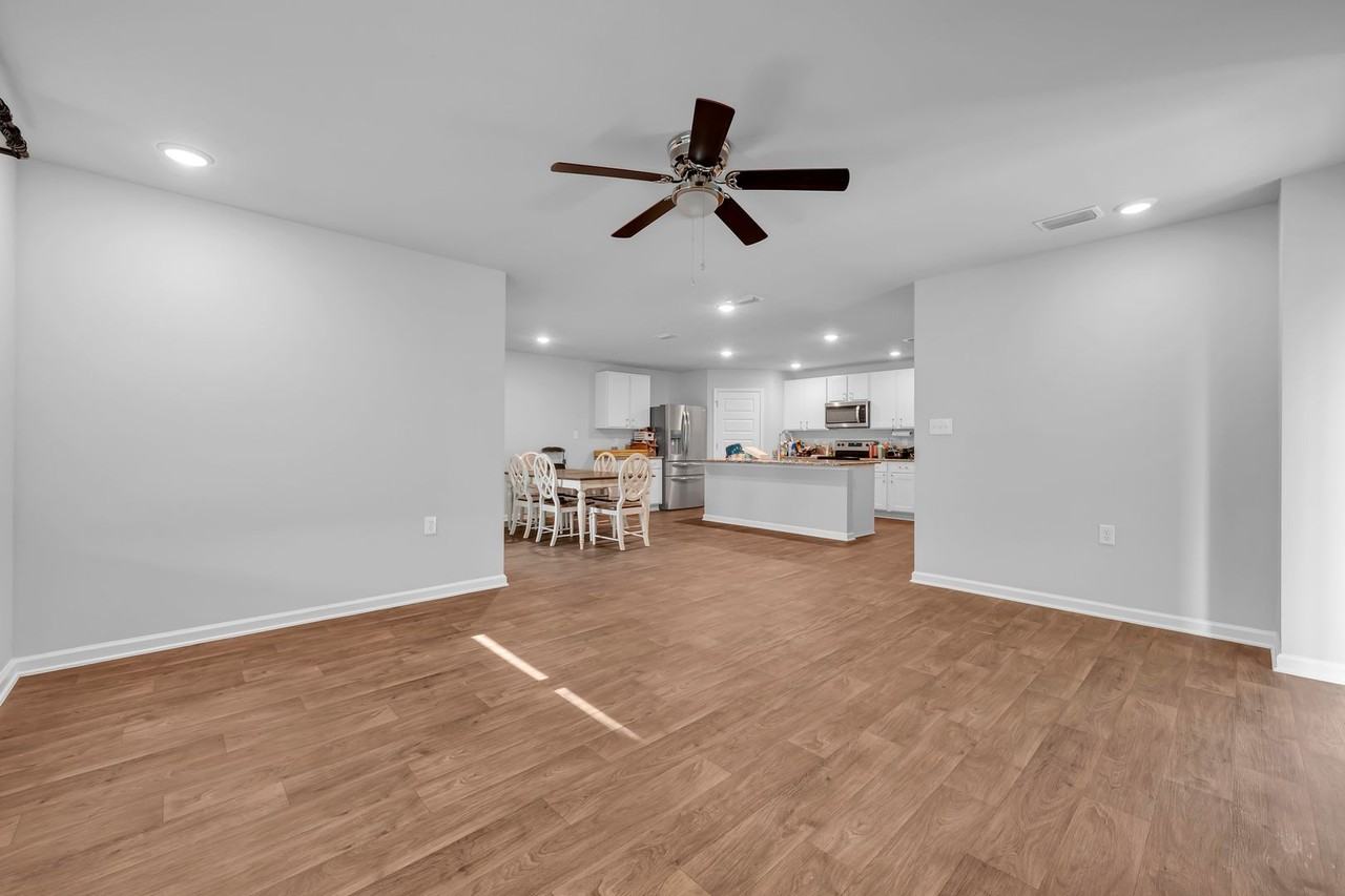 23909 Avernus Loop - Photo 6 of 31