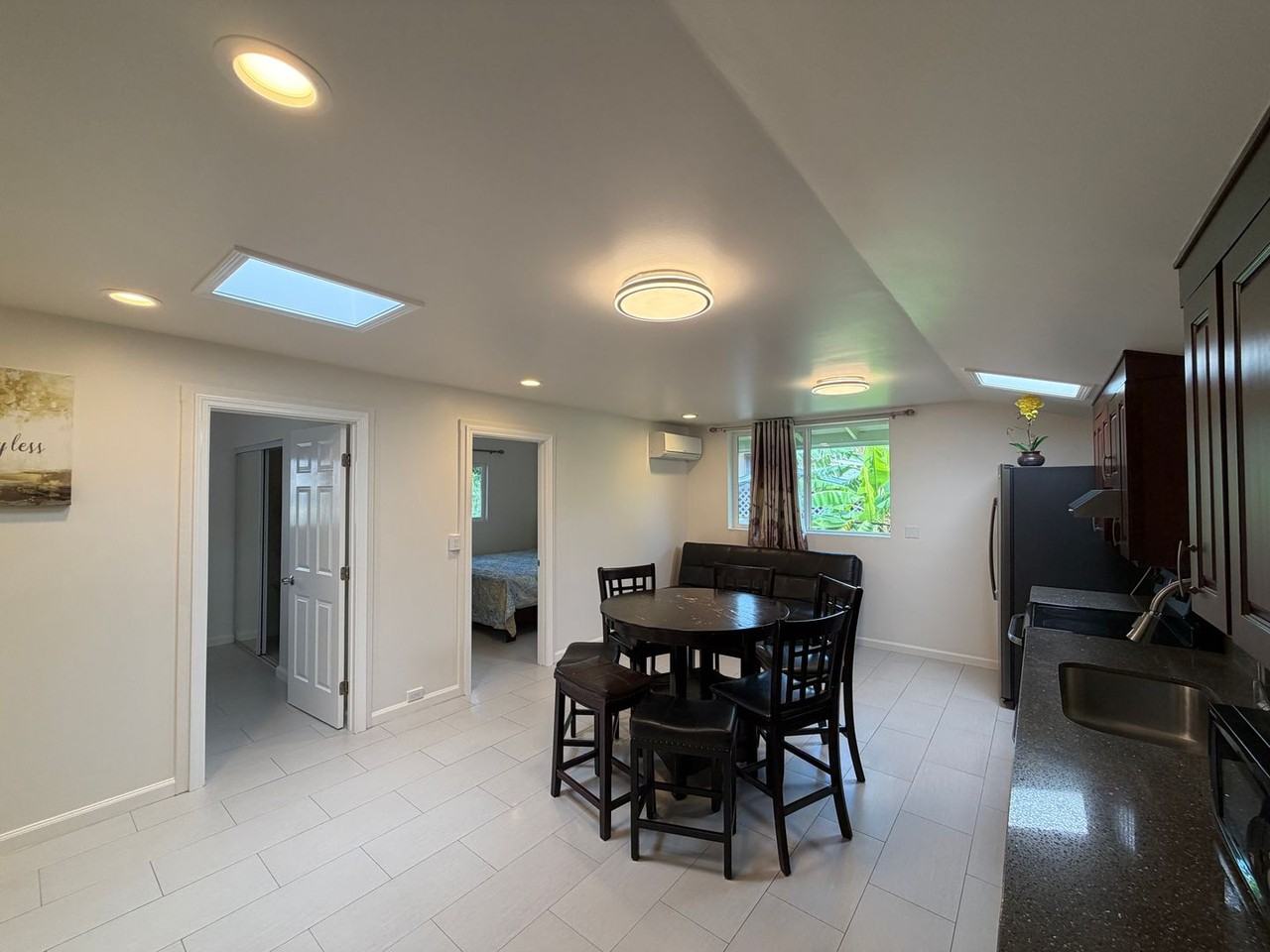 3346 Kanaina Ave - Photo 4 of 15