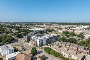 featured image of 740 14th St