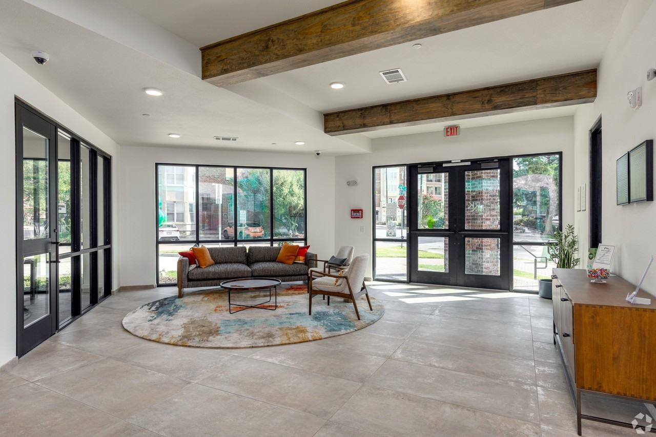 Park on 14th - Photo 6 of 25