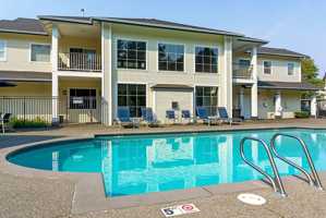 featured image of 14700 Se Petrovitsky Rd