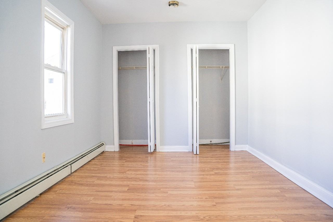 1 Kendall St #201 - Photo 4 of 7