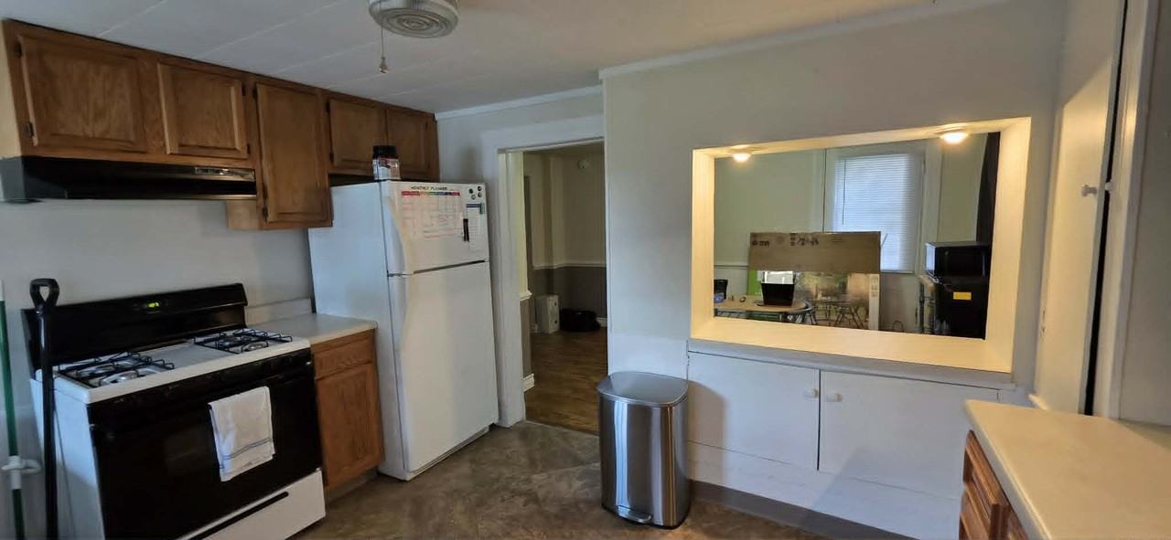 17 Park St #1 - Photo 4 of 15