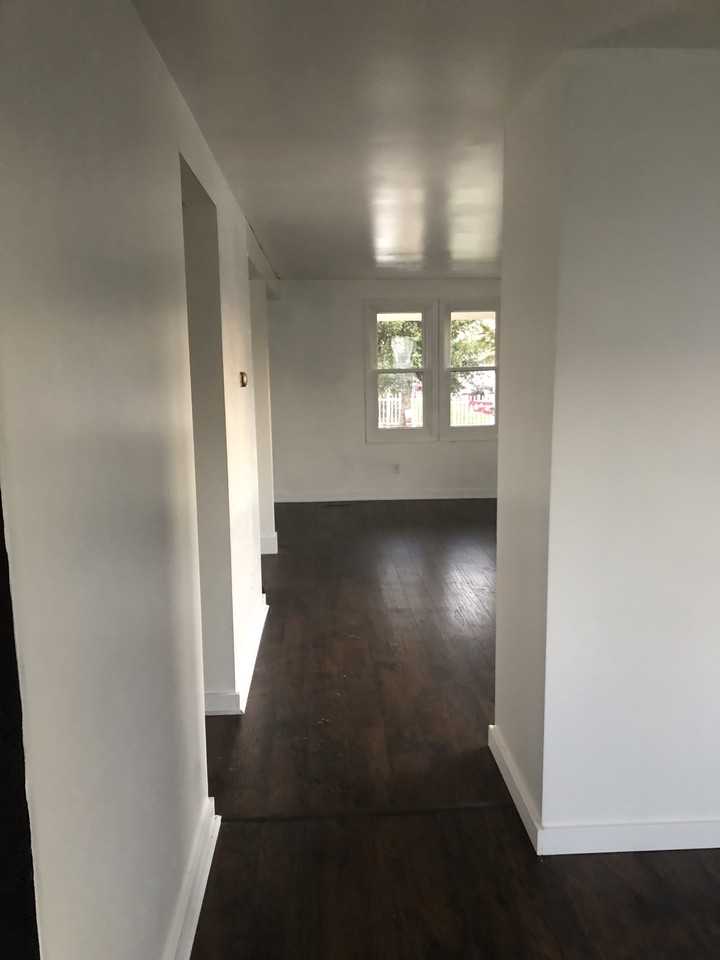 13 W Madison St #NA - Photo 3 of 12