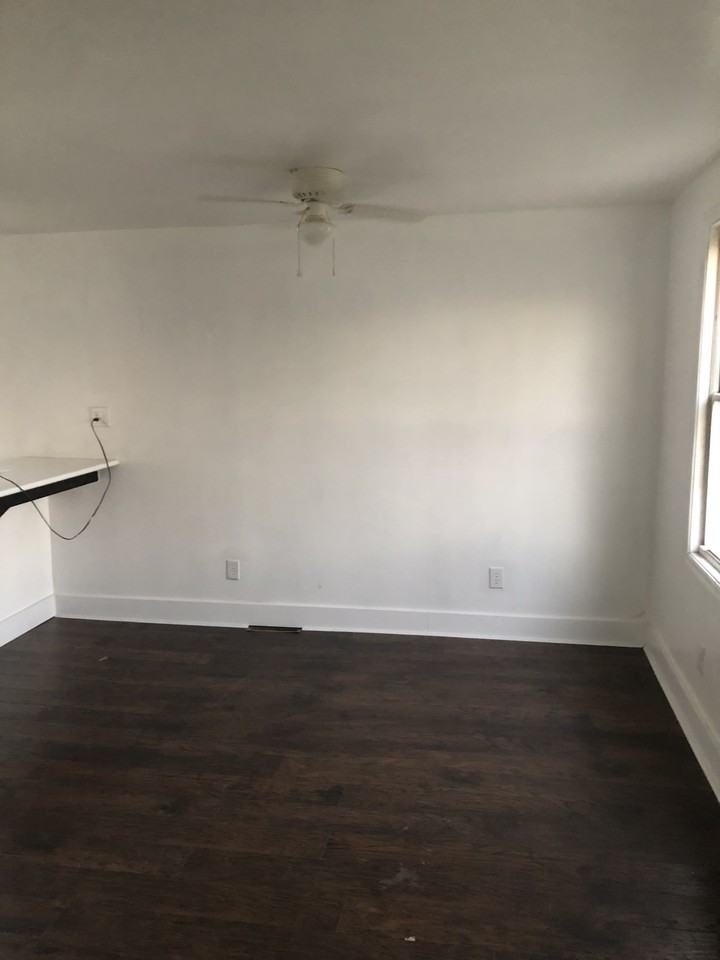 13 W Madison St #NA - Photo 4 of 12