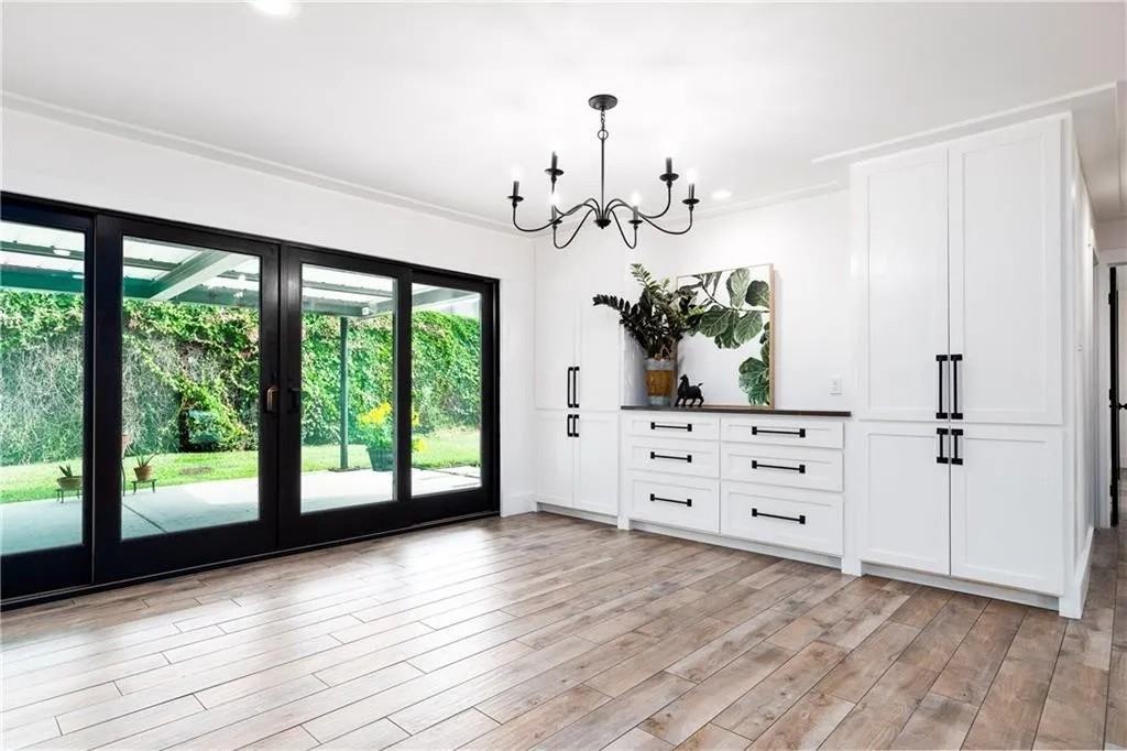 202 Dolphin Pl #NA - Photo 6 of 21