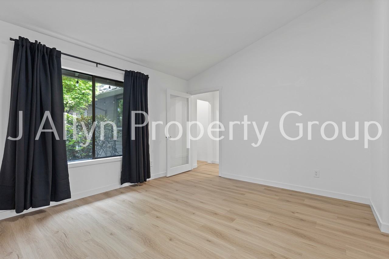 11348 Sw Lynnvale Dr #NA - Photo 5 of 24