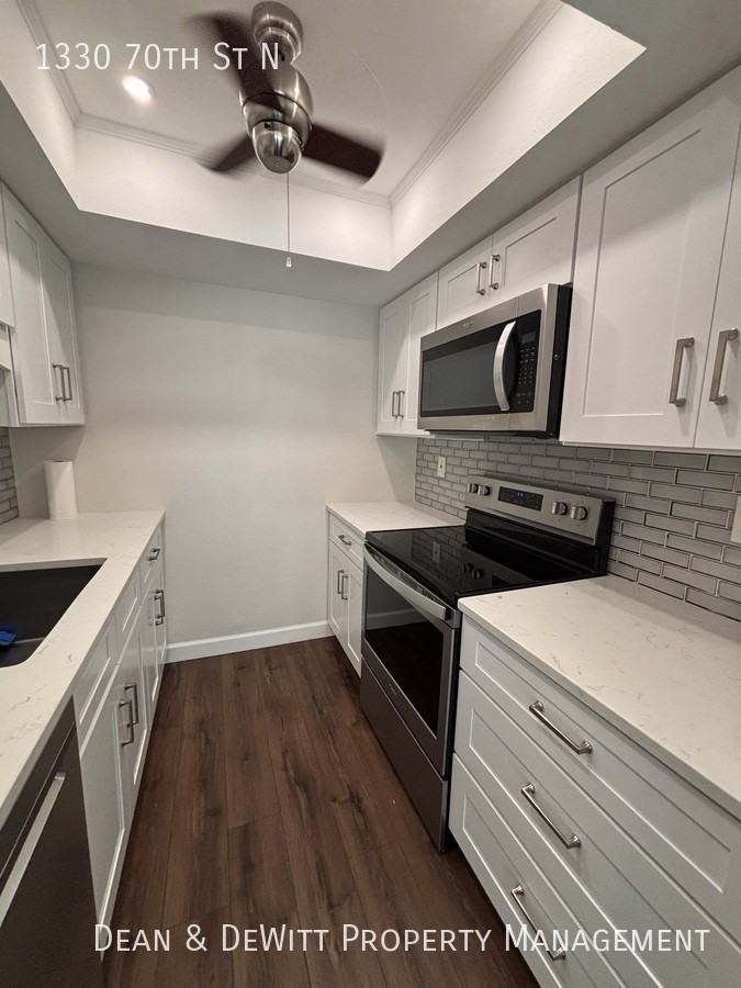 1330 70th St N - Photo 7 of 20