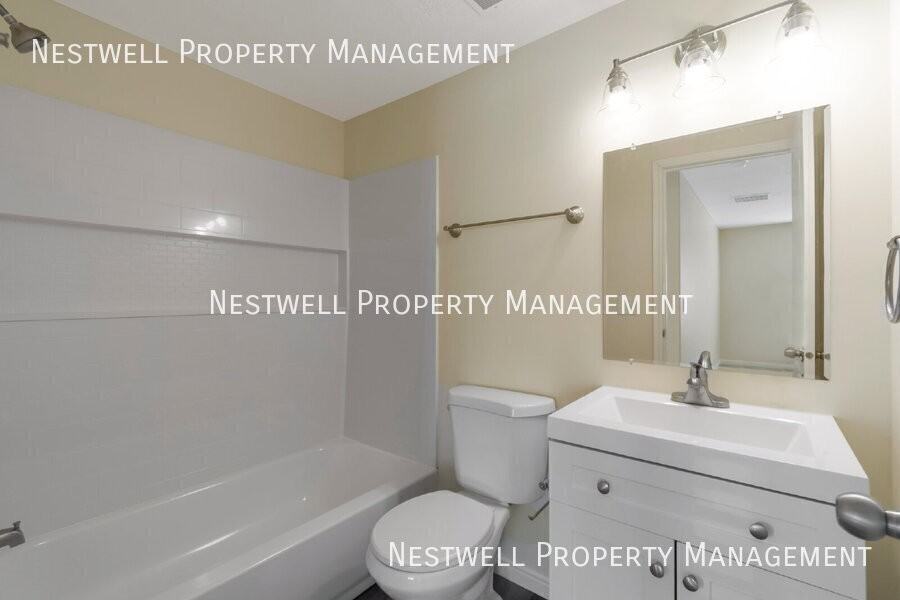 6838 W Grevillea Ln - Photo 4 of 19