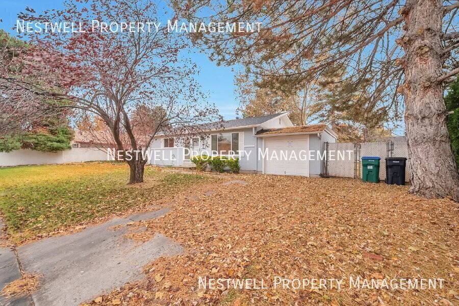 826 E 9630 S - Photo 2 of 27