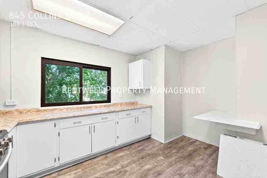 845 Collins Ave #2 - Photo 5 of 26