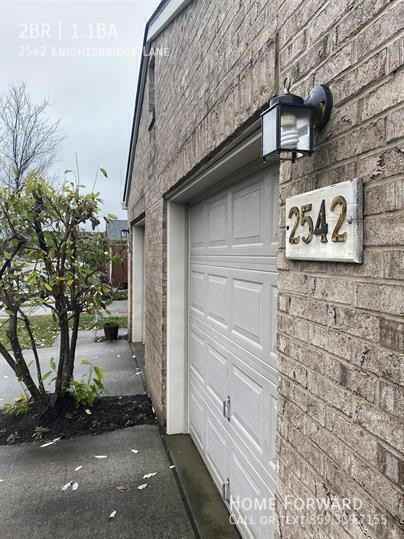 2542 Knightsbridge Ln - Photo 3 of 14