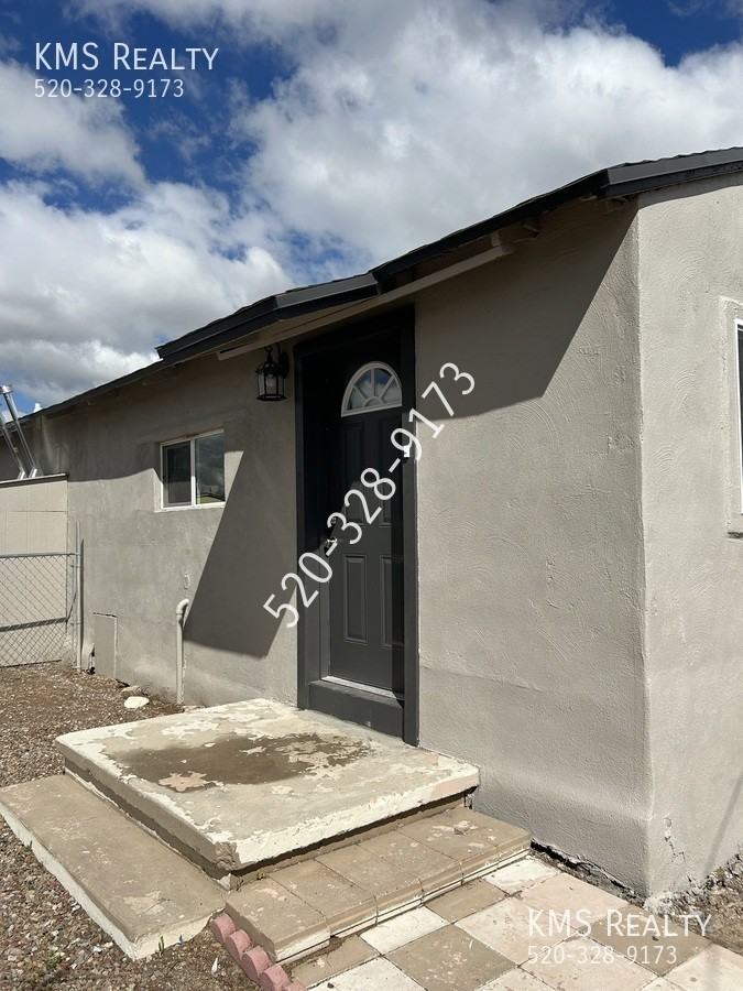 280 E Pastime Rd #2