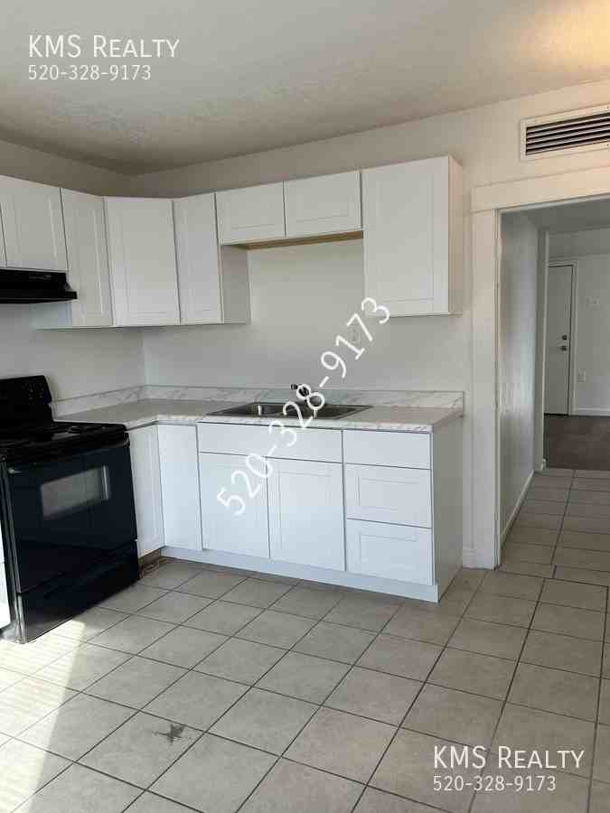 757 E Pastime Rd #757 - Photo 3 of 18