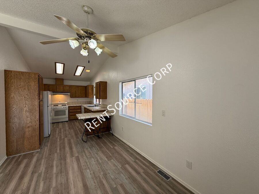 14229 Winchester Dr - Photo 6 of 22