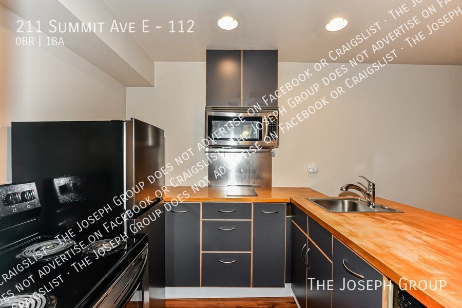 211 Summit Ave E #112 - Photo 5 of 11