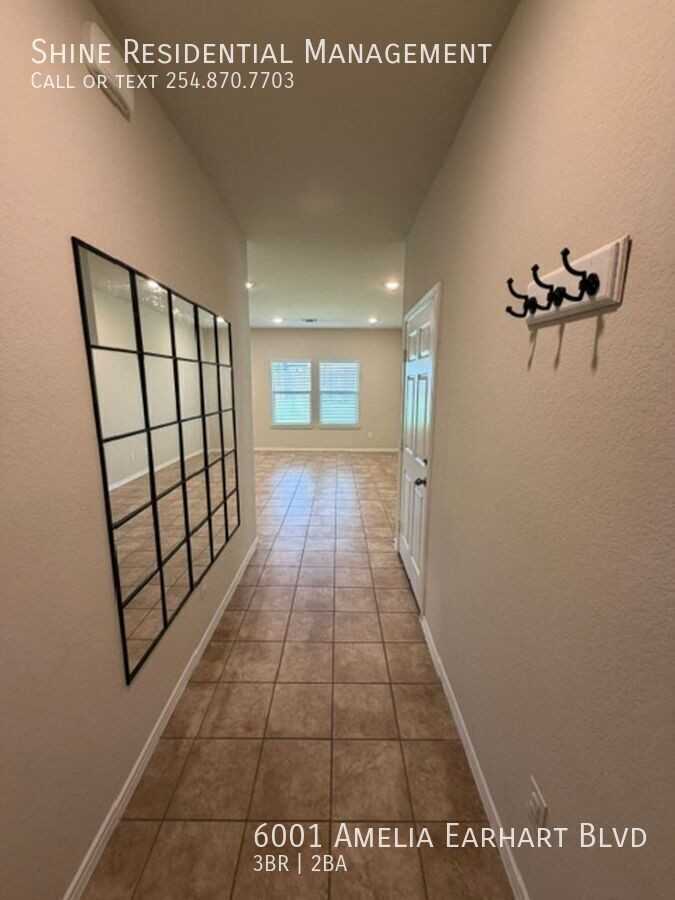 6001 Amelia Earhart Blvd - Photo 3 of 31