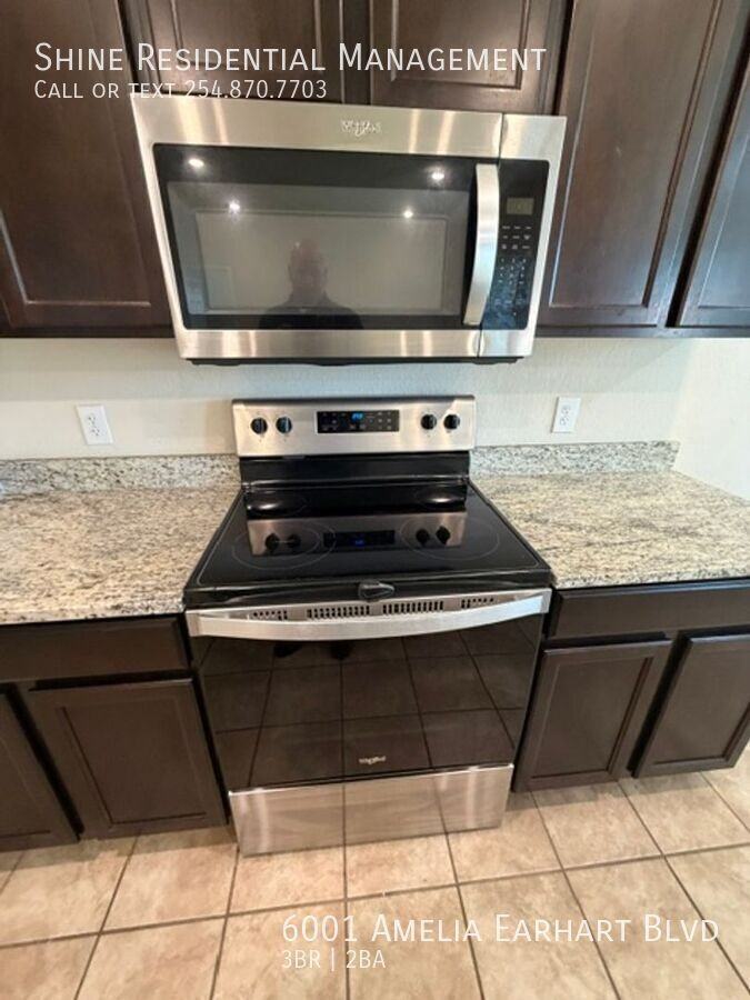 6001 Amelia Earhart Blvd - Photo 7 of 31