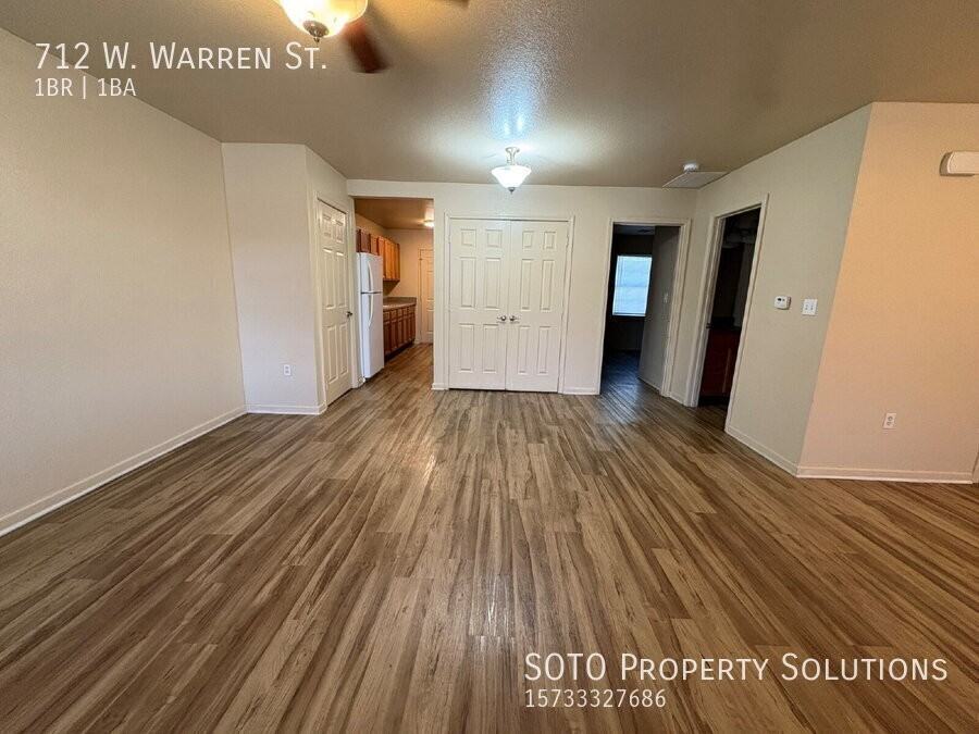 712 Warren St - Photo 5 of 15