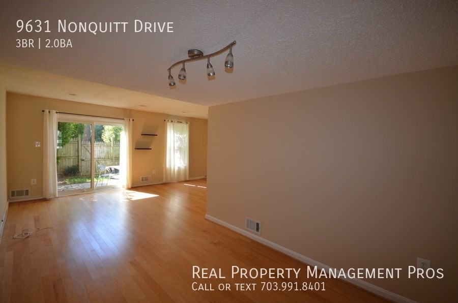 9631 Nonquitt Dr - Photo 4 of 15