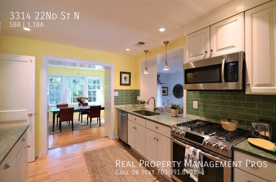 3314 22nd St N - Photo 3 of 37