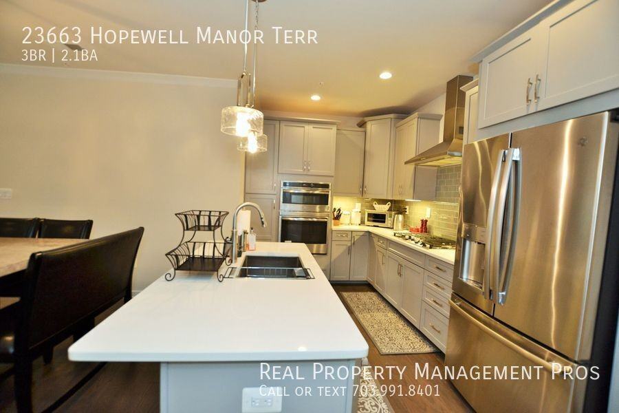 23663 Hopewell Manor Ter - Photo 4 of 27