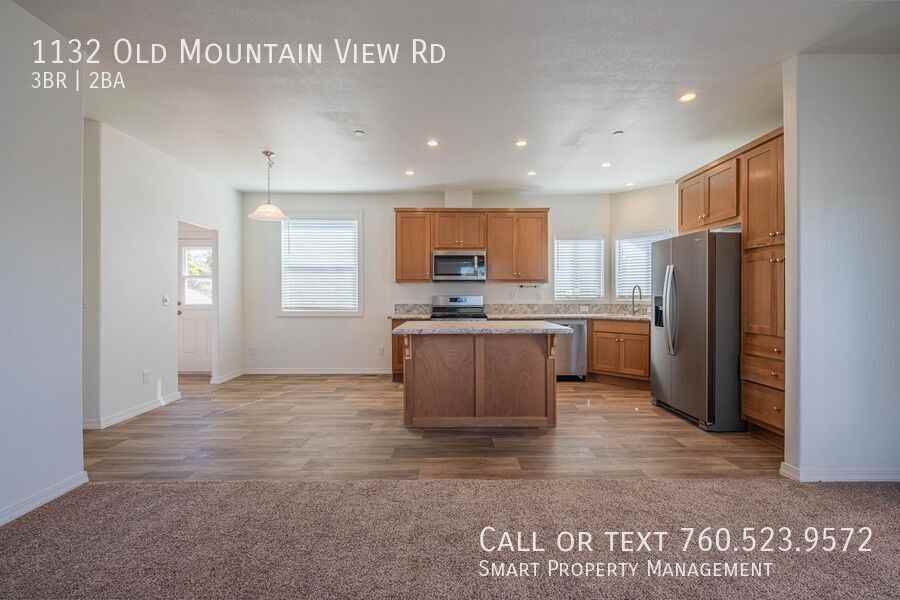 1132 Old Mountain View Rd - Photo 4 of 32